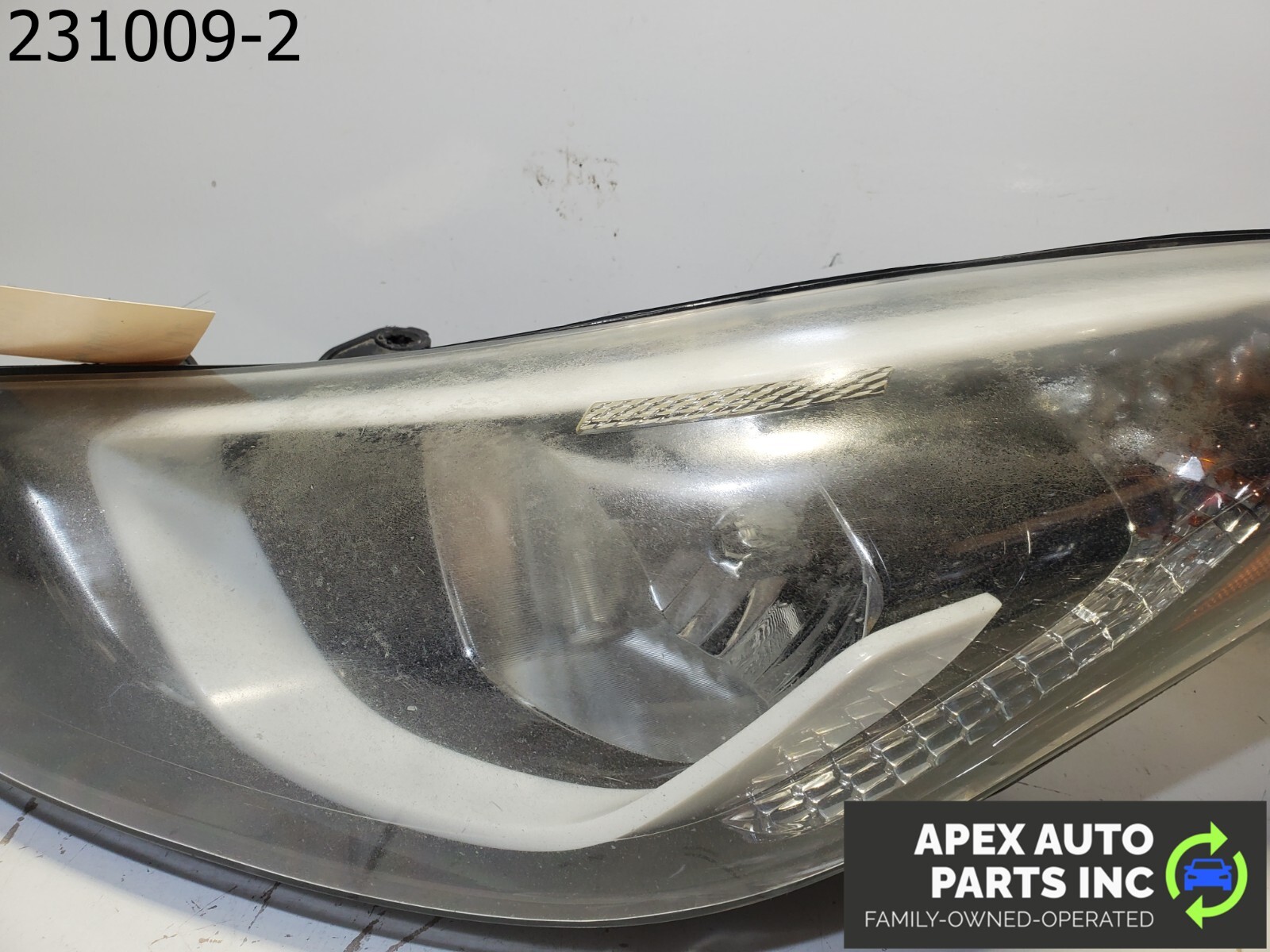 Hyundai Elantra Headlight Head Light Driver's Left Halogen 2014 2015 2016