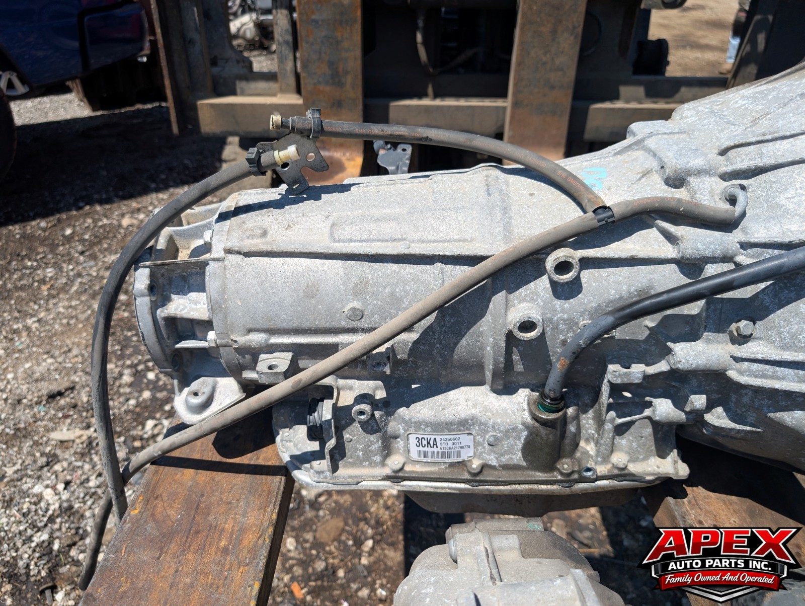 *NO SHIPPING* 2013 Chevrolet Silverado 5.3L 4WD Automatic Transmission - Image 7