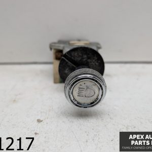 OEM 1984 Chevrolet Silverado 5.0L HEADLIGHT SWITCH W KNOB SQUARE BODY