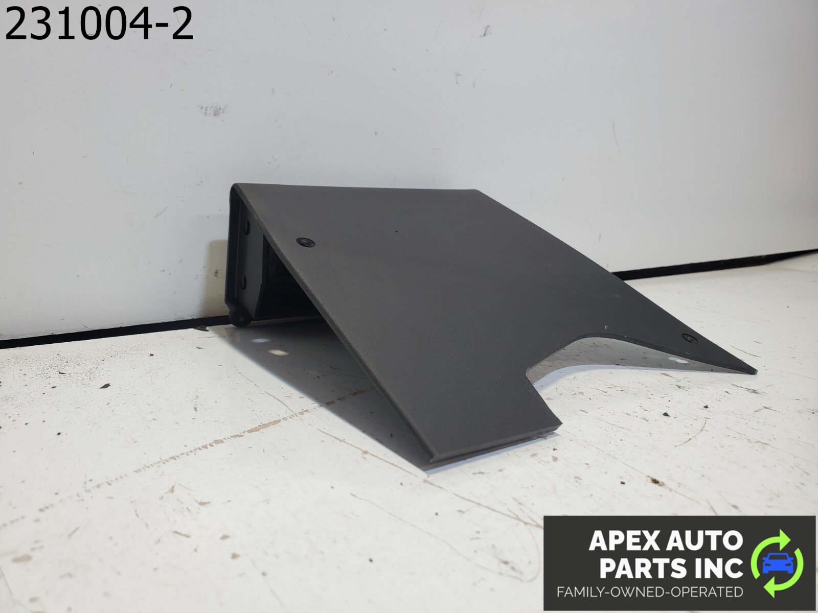 OEM 1984 Pontiac Fiero Black Dash Corner Vent Set - Image 3