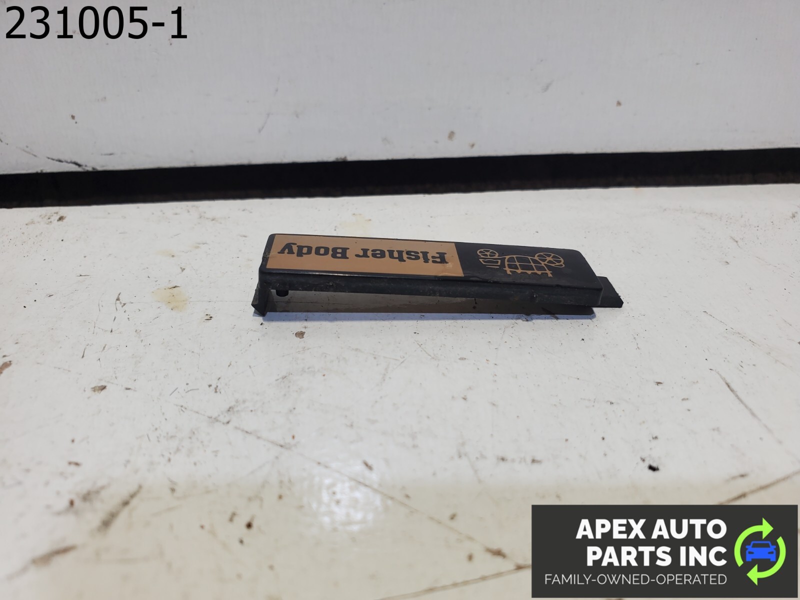 OEM 1984 Pontiac Fiero INTERIOR DOOR STEP SILL EMBLEM FISHER BODY - Image 6