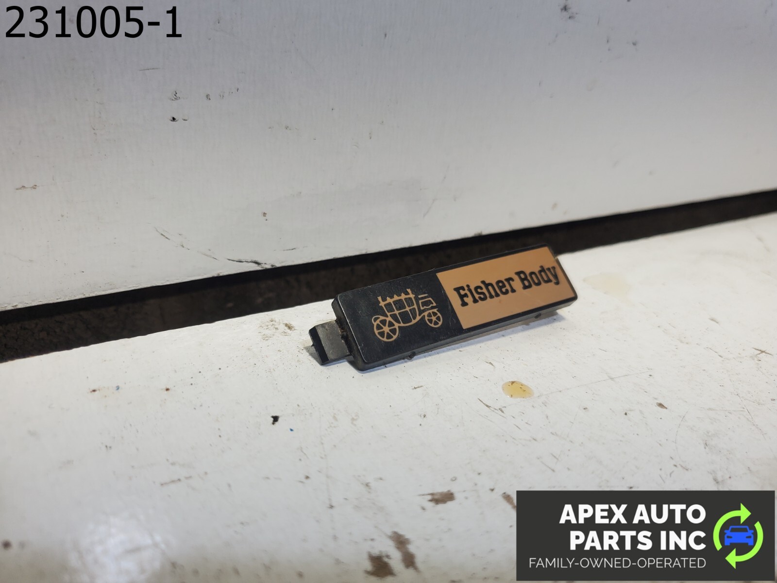 OEM 1984 Pontiac Fiero INTERIOR DOOR STEP SILL EMBLEM FISHER BODY