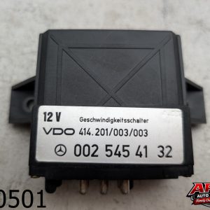 OEM 1985 Mercedes 500SEL 500 5.0L speed switch control unit