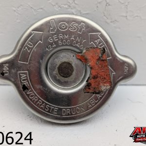 OEM 1989 Mercedes 300SEL 3.0L RADIATOR CAP