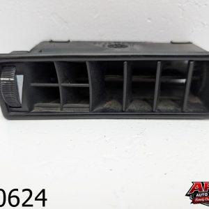 OEM 1989 Mercedes 300SEL 3.0L rh Air Vent