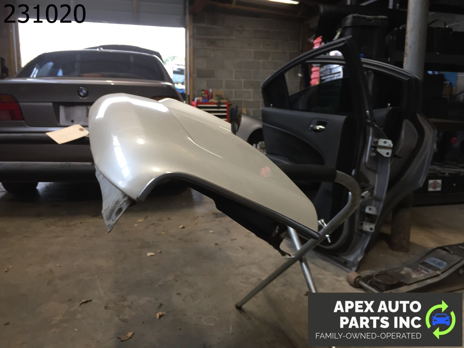 OEM 1990 Cadillac Allante Front Left Fender Silver - Image 8