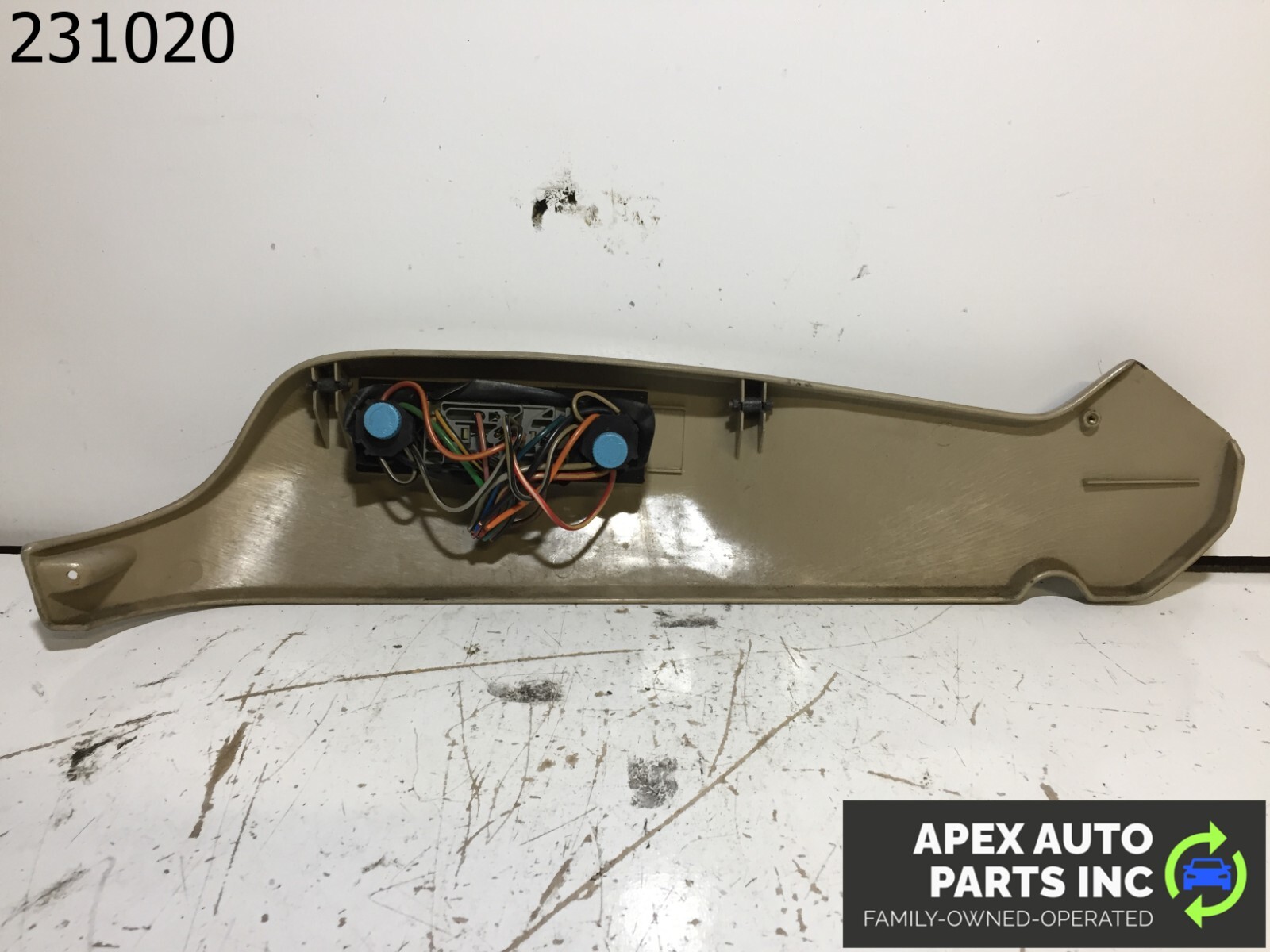 OEM 1990 Cadillac Allante RIGHT PASSENGER SIDE SEAT SWITCH W/ SURROUND TRIM - Image 6