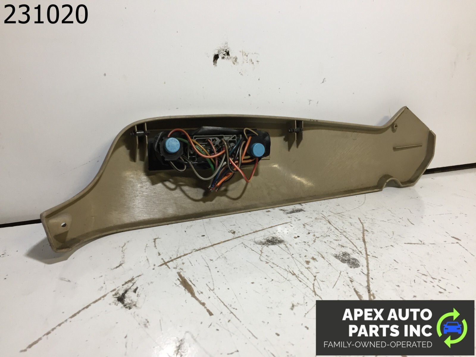 OEM 1990 Cadillac Allante RIGHT PASSENGER SIDE SEAT SWITCH W/ SURROUND TRIM - Image 7