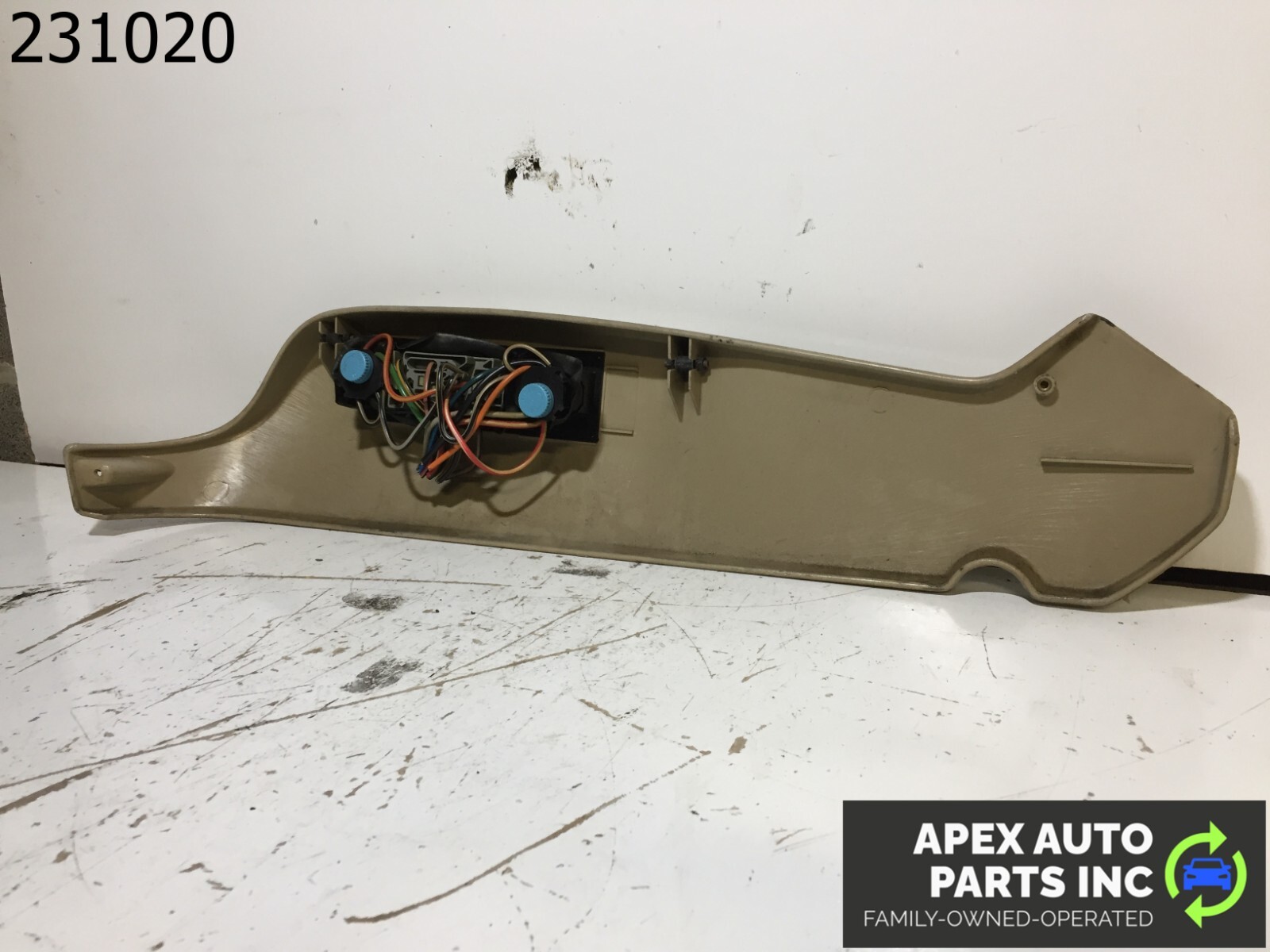 OEM 1990 Cadillac Allante RIGHT PASSENGER SIDE SEAT SWITCH W/ SURROUND TRIM - Image 8