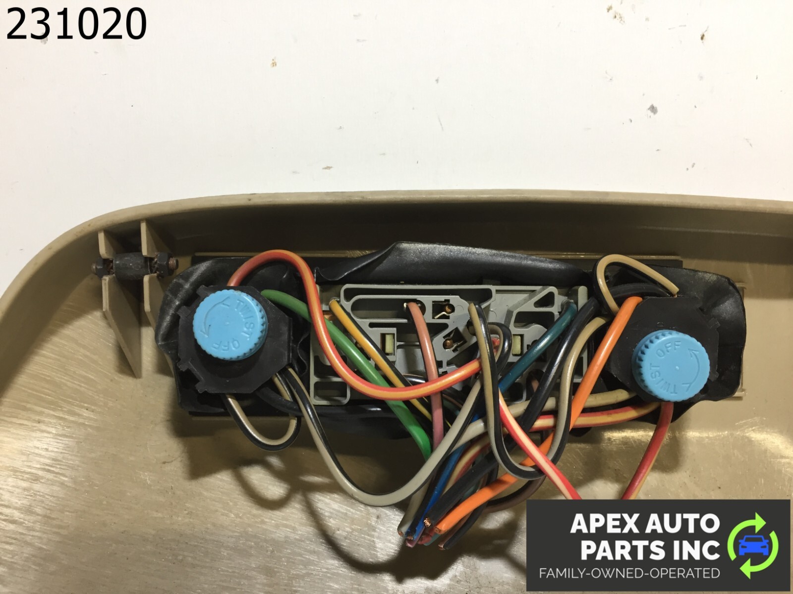 OEM 1990 Cadillac Allante RIGHT PASSENGER SIDE SEAT SWITCH W/ SURROUND TRIM - Image 9