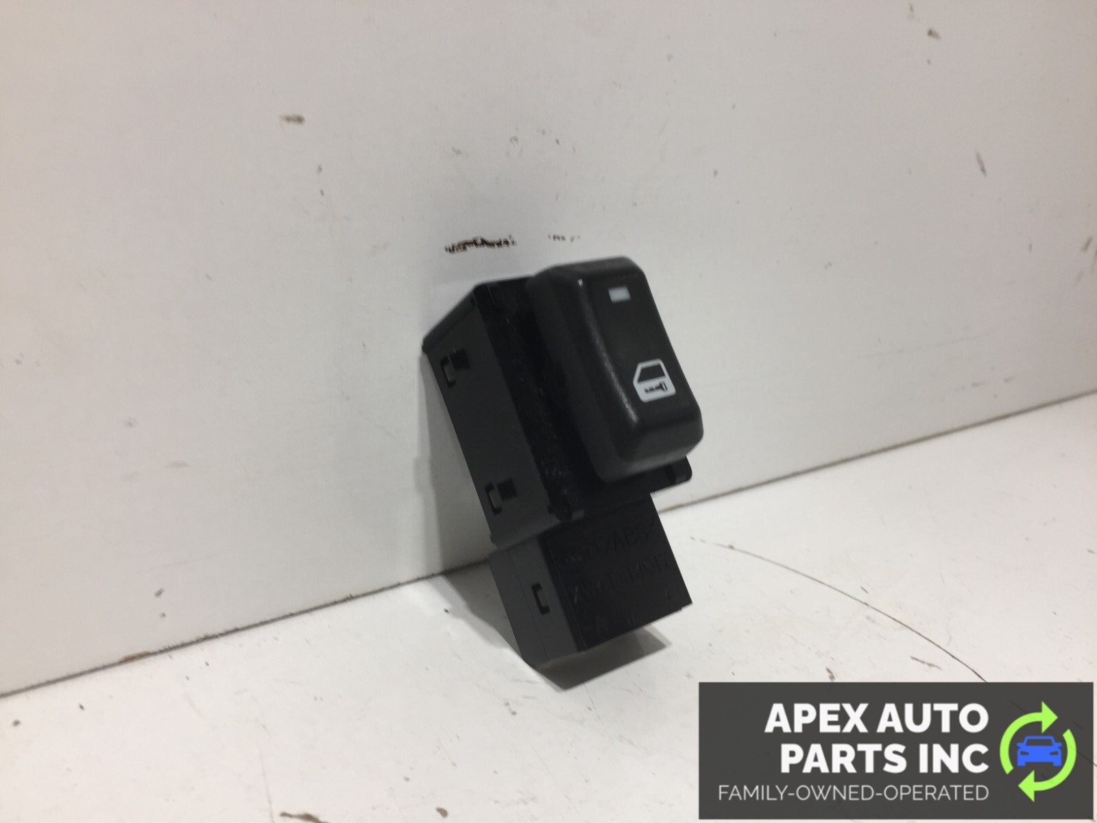 OEM 2000 2001 2002 Lincoln LS Front Left Driver Door Lock Switch XW4T-14017-A - Image 3