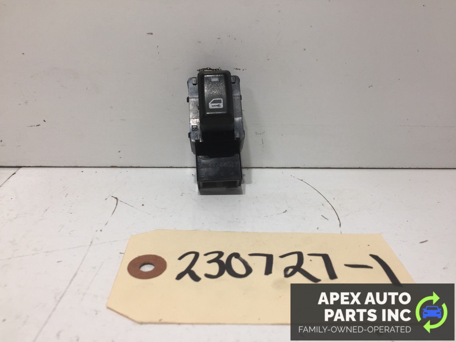 OEM 2000 2001 2002 Lincoln LS Front Left Driver Door Lock Switch XW4T-14017-A