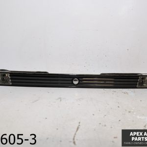 OEM 2002-2005 BMW 745I 4.4L TRUNK LID RELEASE BUTTON ASSEMBLY