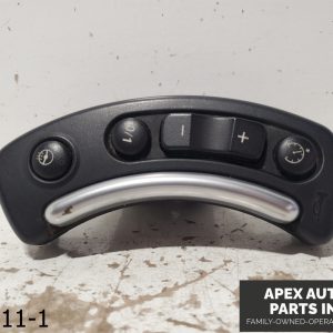 OEM 2003-2012 Range Rover 4.4L STEERING WHEEL CRUISE CONTROL Switch