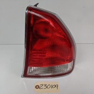 OEM 2003 Mitsubishi Diamante Right Passenger Halogen Tail Lamp Chrome MR972239
