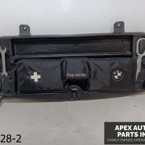 OEM 2004-2007 BMW 525i 2.5L Emergency First Aid Tool Kit Bag Set