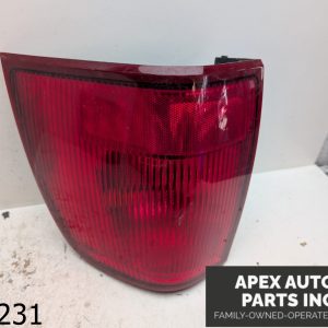 OEM 2004 Lincoln Navigator 5.4L Passenger Right taillight corner mount