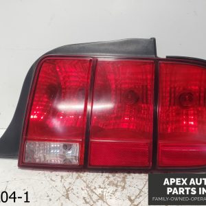 OEM 2005-2009 Ford Mustang 4.6L RH TAILLIGHT WIRING HARNESS
