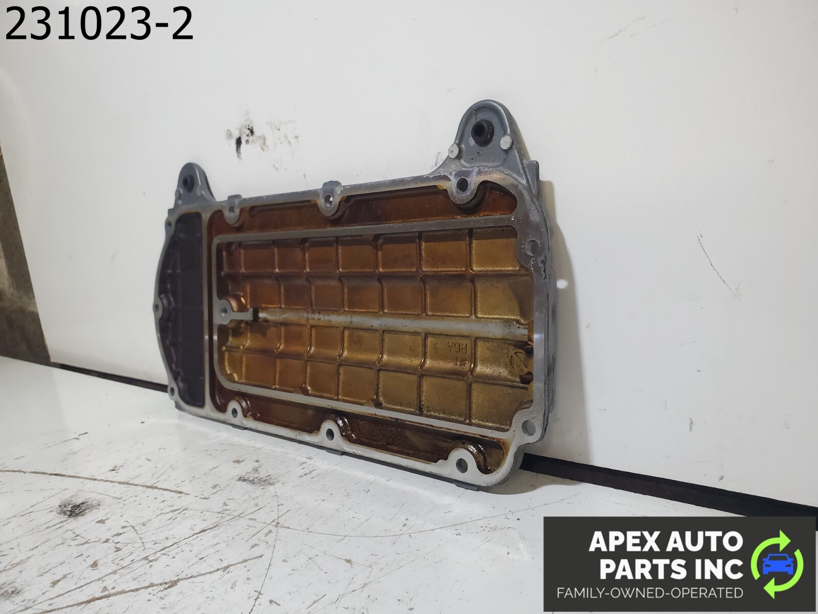 OEM 2005 Acura TL BASE 3.2L VTEC INTAKE MANIFOLD UPPER ENGINE COVER PLATE - Image 5