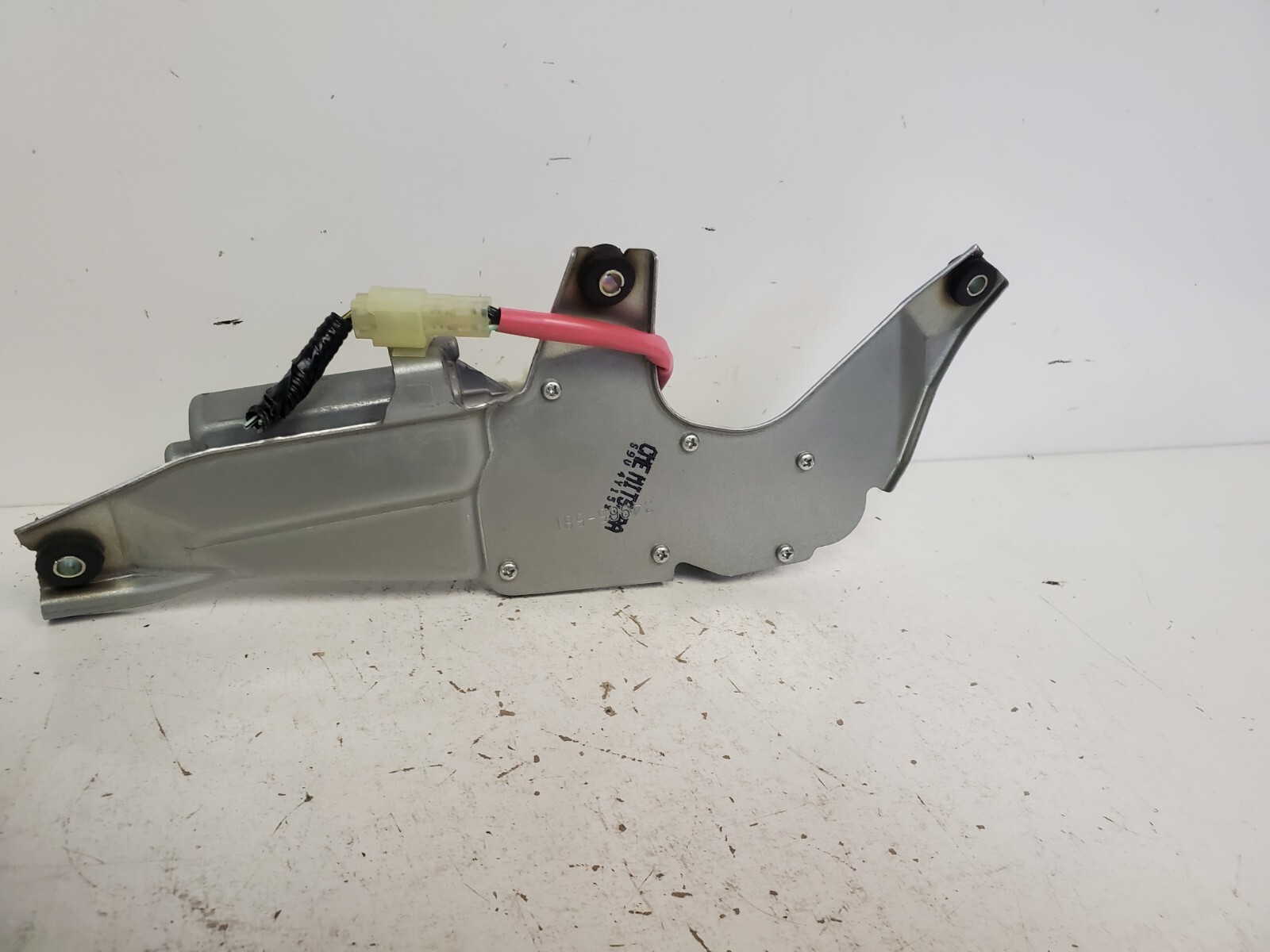 OEM 2005 Honda Pilot 3.5L Rear Windshield Wiper Motor Part 76700S9VA02 - Image 6