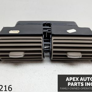 OEM 2005 Mercedes C240 2.6L  CENTER DASH AC VENT