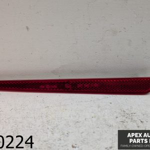 OEM 2006 BMW X5 3.0L Rear Lower Tailgate Lid Reflector