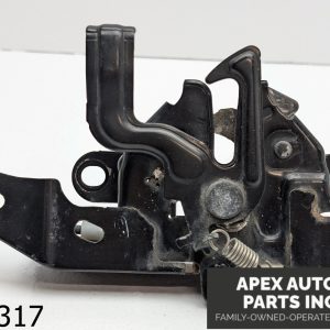 OEM 2007 Toyota Yaris 1.5L  HOOD LATCH