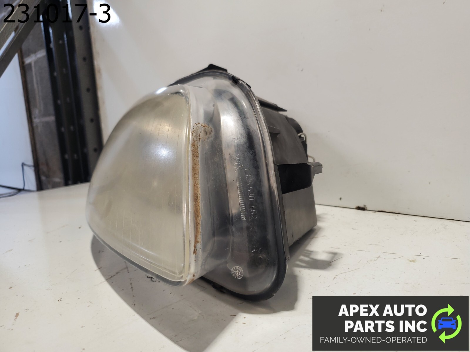 OEM 2008 Audi A4 Right Front Headlight Assembly Halogen 8E0941004A - Image 3