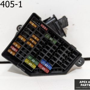 OEM 2008 Volkswagen Passat 2.0L Fuse Module 2061834395 DEV217320