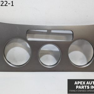 OEM 2008 Volkswagen Passat A/C HEATER CLIMATE CONTROL FRAME SURROUND TRIM