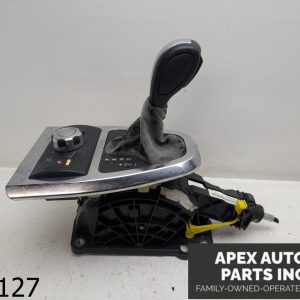 OEM 2009 Land Rover LR2 Automatic Transmission Shift Gear Shifter Knob Assembly