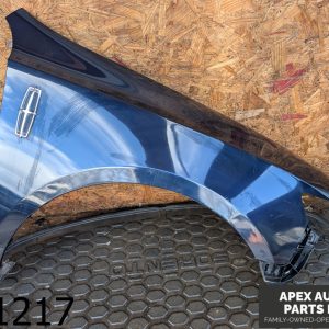 OEM 2009 Lincoln MKS 3.7L Passenger Right Fender