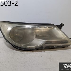OEM 2010 Volkswagen Tiguan 2L Passenger Right Headlight Halogen