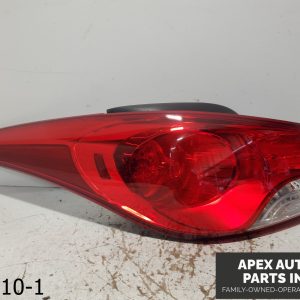 OEM 2011-2013 Hyundai Elantra 1.8L TAIL LIGHT LAMP DRIVER LEFT