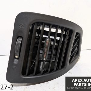 OEM 2011-2013 Kia Sorento 2.4L DASHBOARD PANEL PASSENGER SIDE AIR VENT
