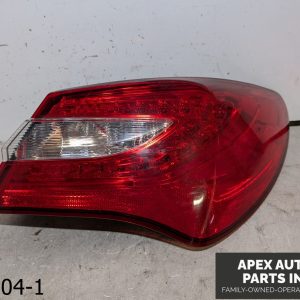 OEM 2011-2014 Chrysler 200 3.6L Convertible Tail Light Passenger Right Side