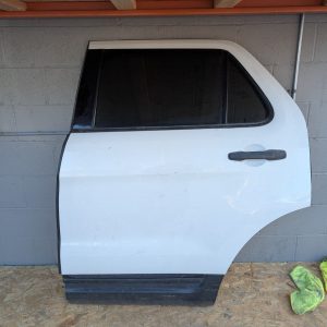 OEM 2011-2015 Ford Explorer 3.5L DRIVER LEFT REAR SIDE POWER DOOR ASSY WHITE