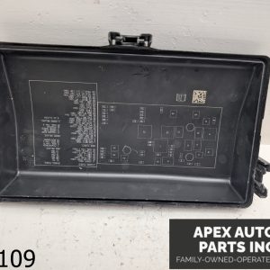 OEM 2012 Cadillac SRX 3.6L Fuse Box Relay Module COVER