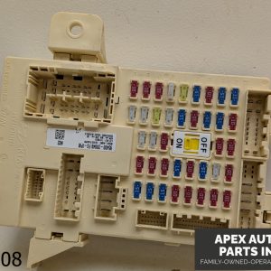 OEM 2012 Hyundai Veloster 1.6L Integrated Power Distribution Fusebox