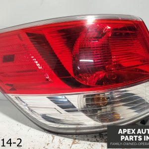 OEM 2013-2016 Nissan Pathfinder 3.5L Driver LH Tail Light Lamp Quarter