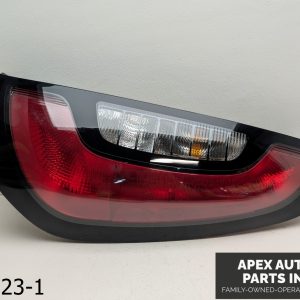 OEM 2014-2016 Kia Soul 1.6L Passenger Right Tail Light Assembly