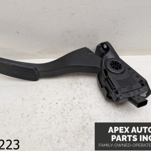 OEM 2014 Chrysler Town & Country 3.6L Accelerator Gas Pedal