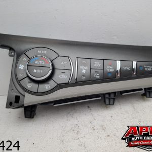 OEM 2014 Toyota Sienna 3.5L AC Heater Climate Temperature Control