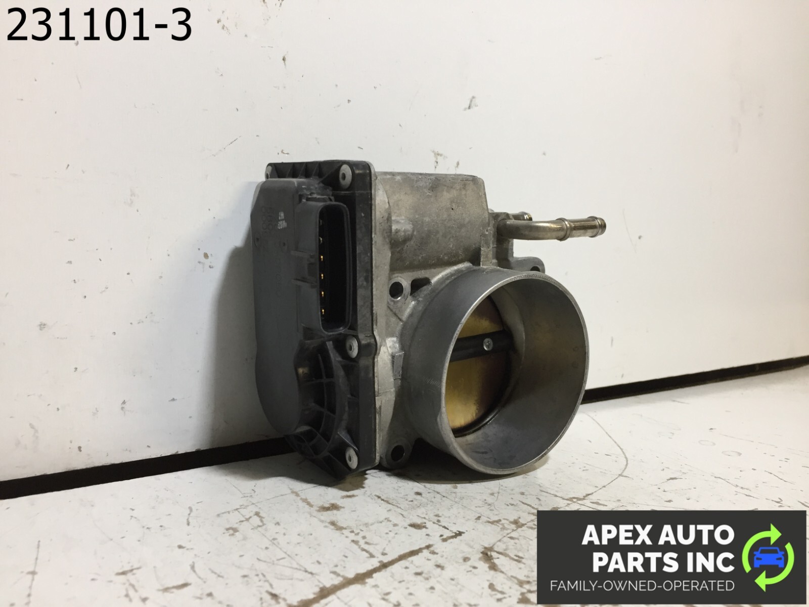 OEM 2015 Lexus ES350 THROTTLE BODY ASSEMBLY 2203031030 - Image 6