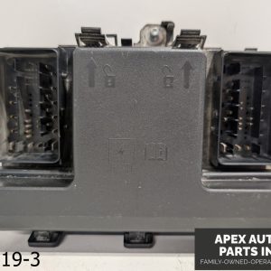 OEM 2017-2018 Ford Fusion 1.5L Fuse Box Compartment Mount