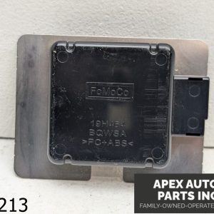 OEM 2017 Ford Explorer 3.5L  FRONT GPS NAVIGATION ANTENNA CONTROL MODULE