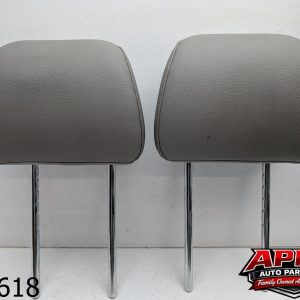 OEM 2018 Hyundai Elantra 2.0L Front Row Right & Left Seat Headrest Set (2)