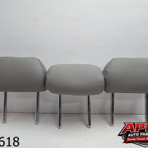 OEM 2018 Hyundai Elantra 2.0L Rear 2nd Row Right & Left Seat Headrest Set (2)