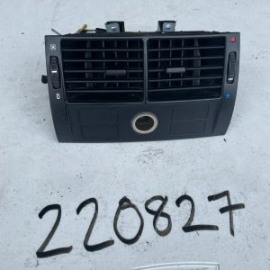 OEM BMW X5 E53 Rear Center Console Fresh Air Vent Grille Nozzle Panel 8409081