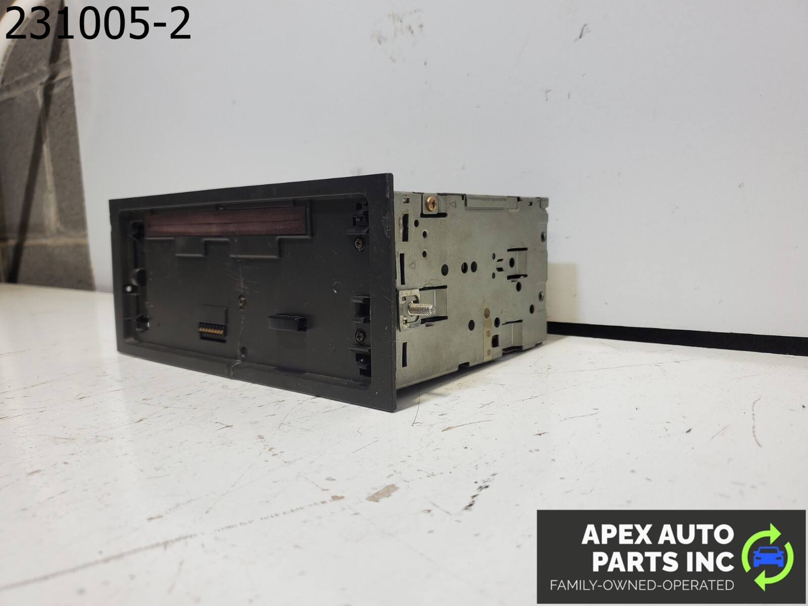 OEM Pontiac Fiero 1985 FRONT CD PLAYER - Image 4